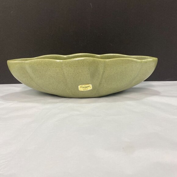 Vintage Haeger Potteries 3905 Green Oblong Decorative Bowl or Planter - Picture 1 of 11